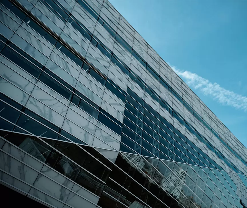 خصائص الطلب على المنتجات الزجاجية في صناعة الزجاج المعماري