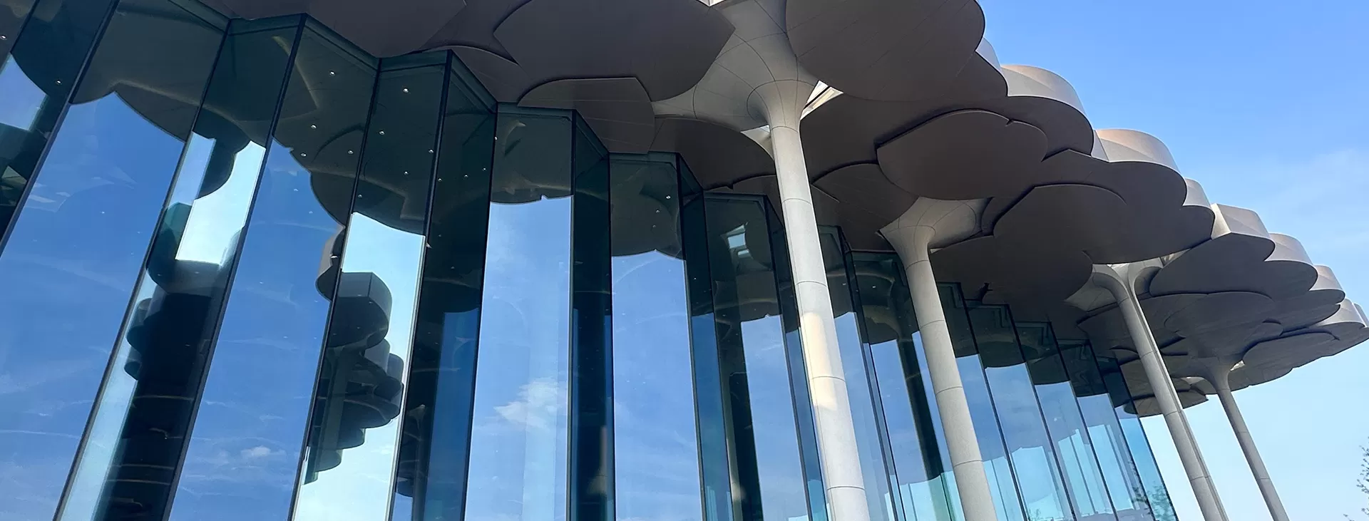 آلات معالجة الزجاج Hiseng لصناعة الزجاج المعماري