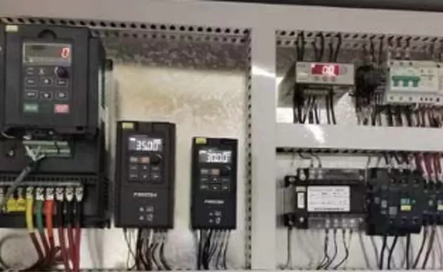 الميزات الرئيسية لغسيل الزجاج