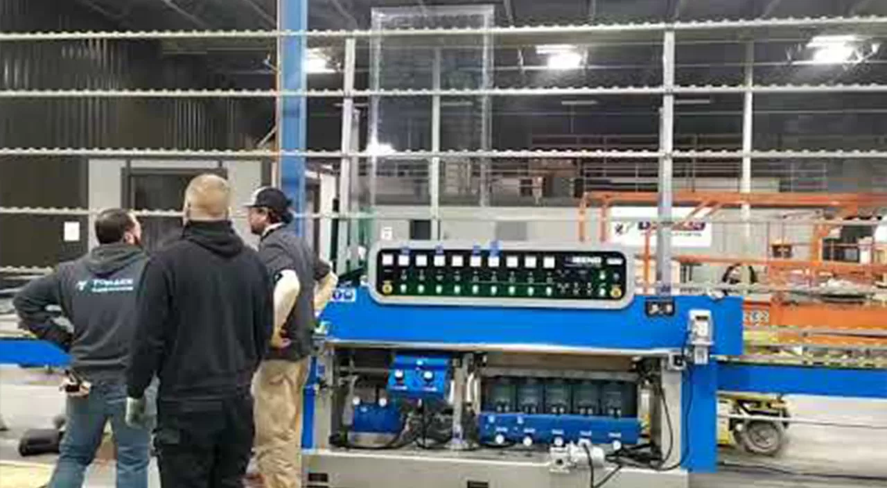 خط الزجاج المستقيم آلة تحوير متعددة (Mitering) فيديو